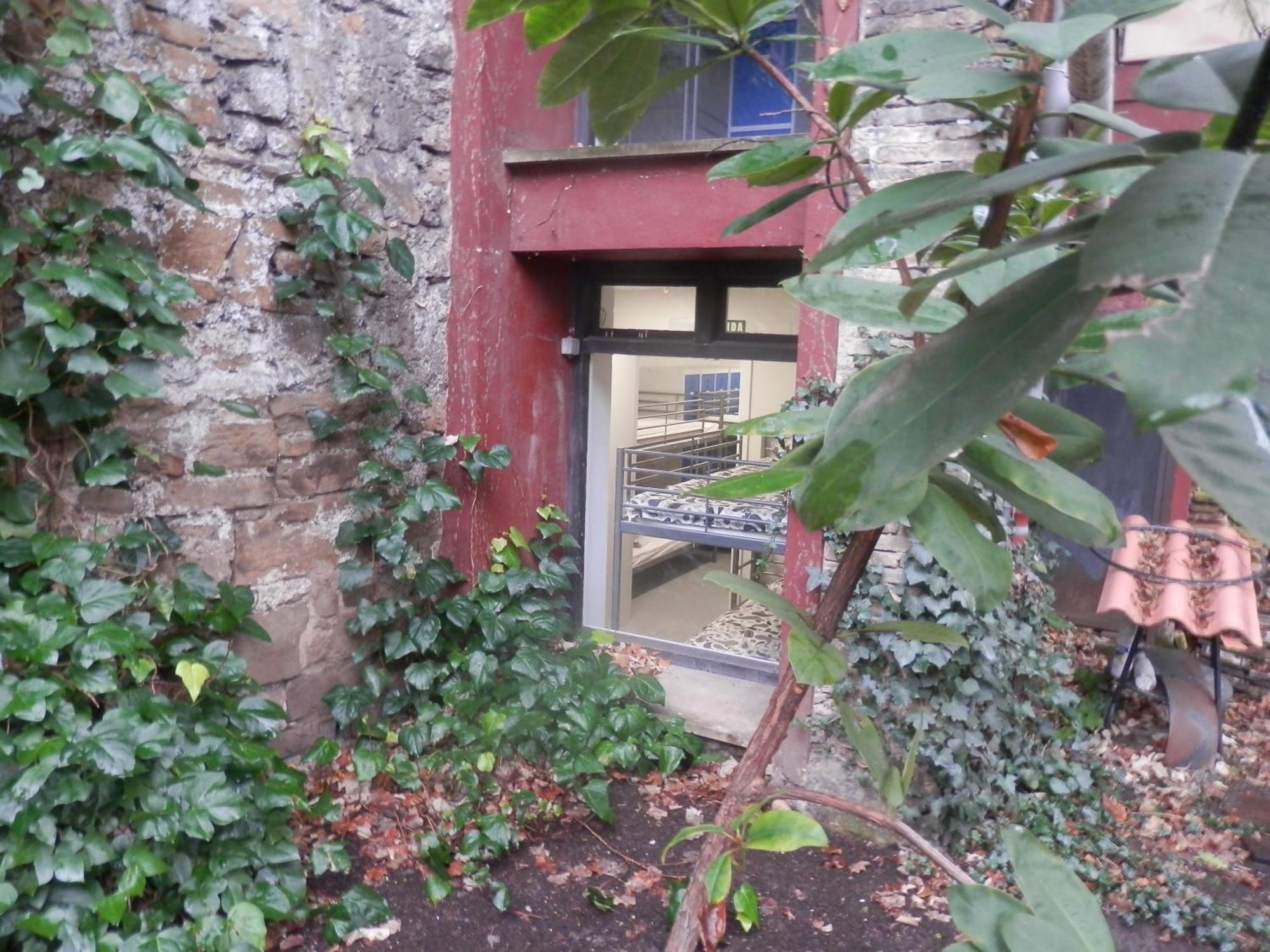Plaza Catedral Hostel *